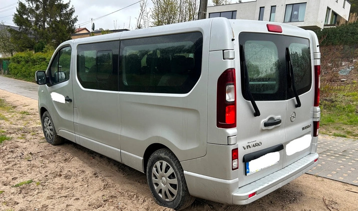 Opel Vivaro cena 75000 przebieg: 133000, rok produkcji 2017 z Gdańsk małe 22